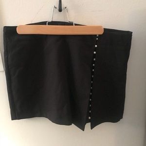 Skort with pearl details
